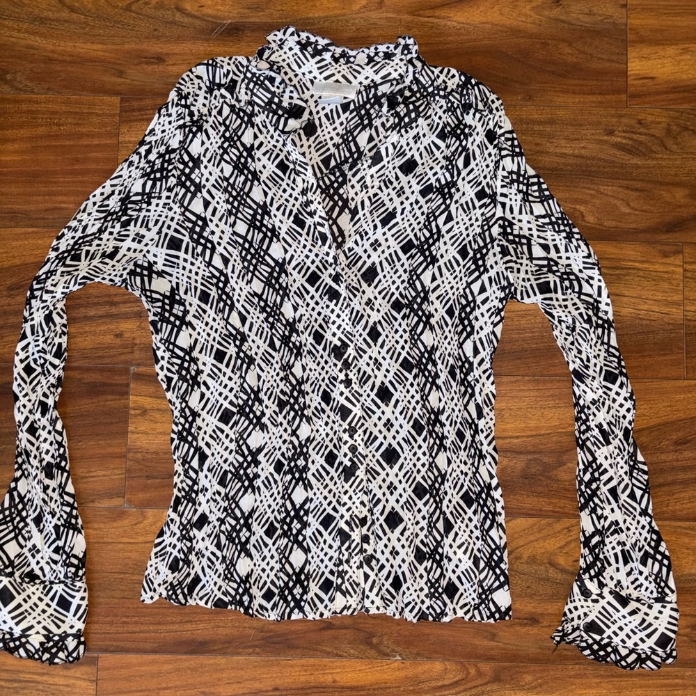Black and White Geometric Print Long-Sleeve Women's Blouse